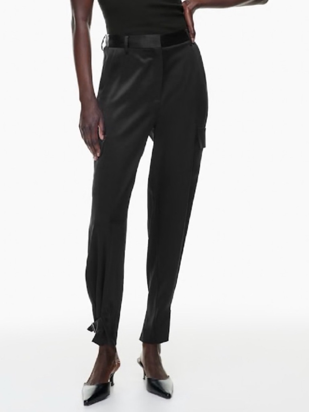 Aritzia Babaton Silk Refined Joggers Black size 0
